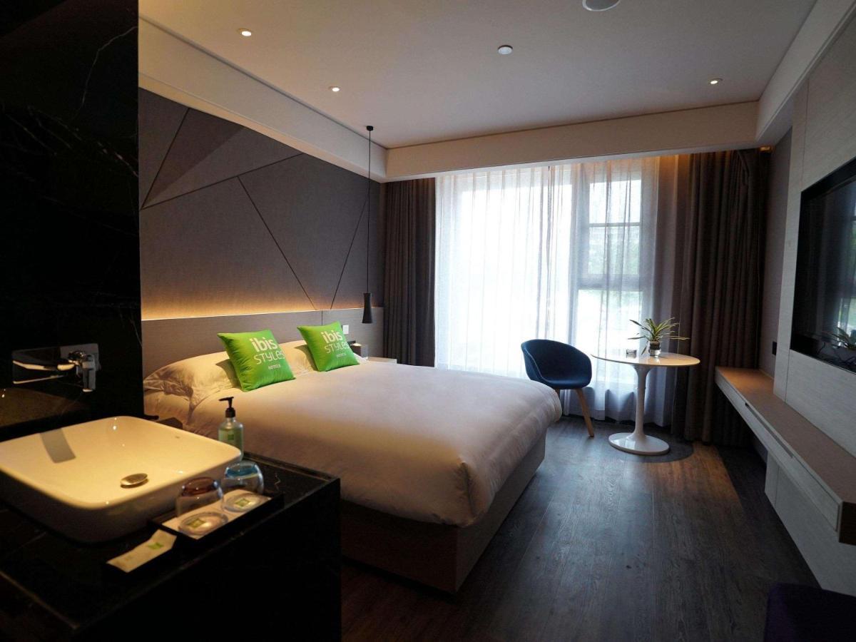 Ibis Styles Suqian Sihong South Hengshan Road Hotel Buitenkant foto