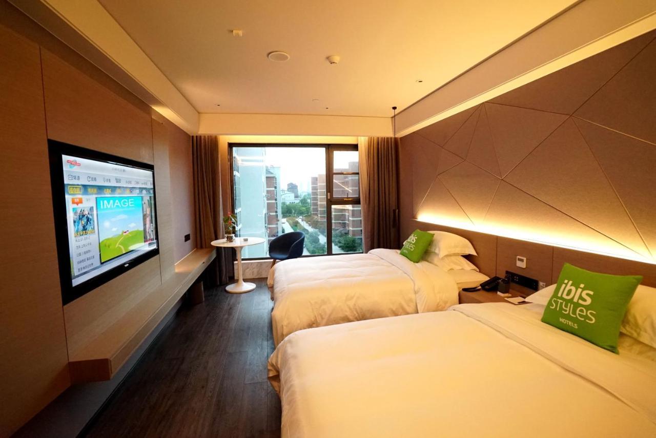 Ibis Styles Suqian Sihong South Hengshan Road Hotel Buitenkant foto