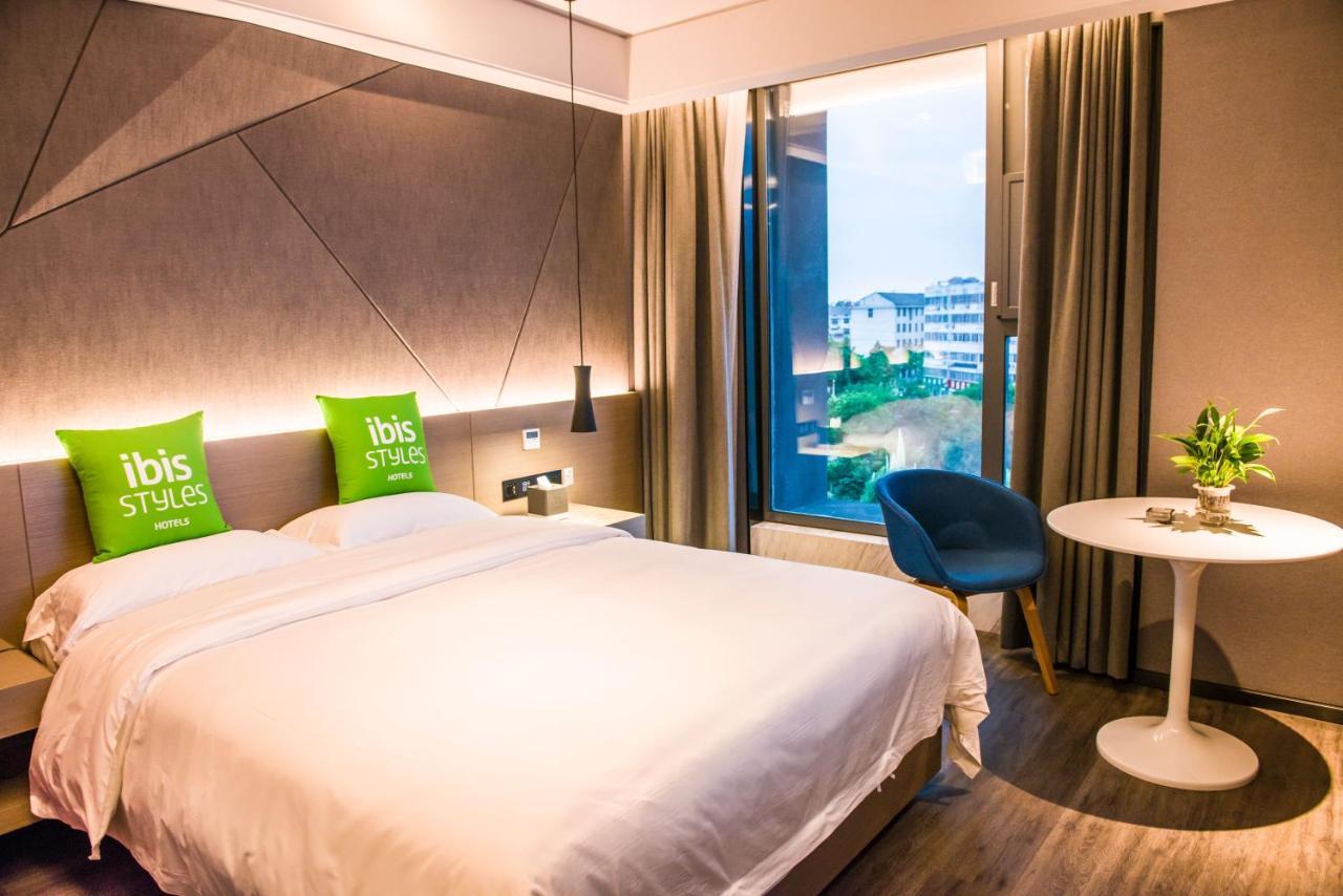 Ibis Styles Suqian Sihong South Hengshan Road Hotel Buitenkant foto